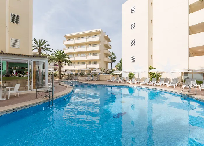 Hotel de 4 estrellas: Cabot Cap De Mar Spa